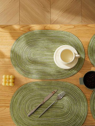 פלייסמט אובלי לשולחן בצבע חום