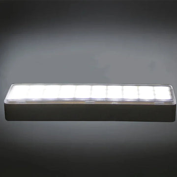 תאורת חירום נטענת 30 לד עם תקע - פרטים מקרוב