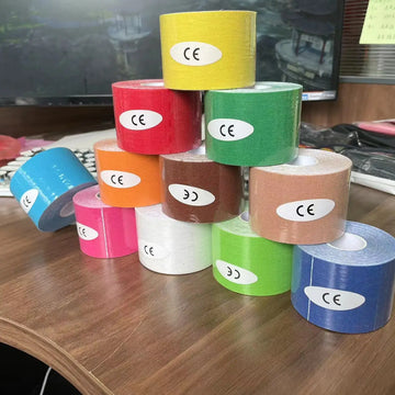 טייפ קינזיולוגי בגלילים בצבעים שונים